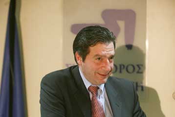 Αδιαφανής η επιλογή συμβασιούχων διδασκόντων σε ΑΕΙ, κατά τον Συνήγορο του Πολίτη