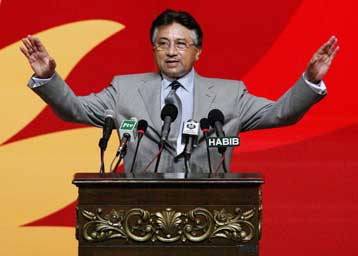 Αναβολή της δικαστικής απόφασης για τη νομιμότητα της επανεκλογής Μουσαράφ