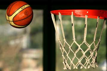 Αυλαία στο ULEB Cup με ελπίδες από Πανελλήνιο και Πανιώνιο