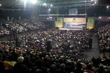 Με τοποθετήσεις συνέδρων συνεχίσθηκε το Σάββατο η Εθνική Συνδιάσκεψη του ΠΑΣΟΚ