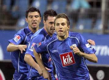 Ό,τι ήθελε έκανε ο Επαλέ απέναντι στη Βόλφσμπουργκ