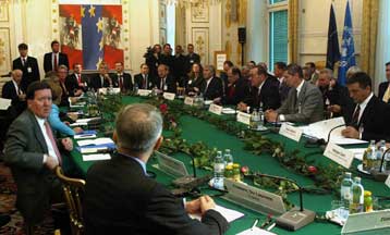 Νέος γύρος συνομιλιών στη Βιέννη για το μέλλον του Κοσόβου