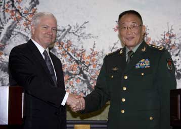 «Κόκκινη τηλεφωνική γραμμή» θα λειτουργήσει μεταξύ των ενόπλων δυνάμεων ΗΠΑ και Κίνας