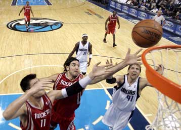 Πρώτη ήττα τη φετινή σεζόν για τους Ρόκετς από τους Μάβερικς