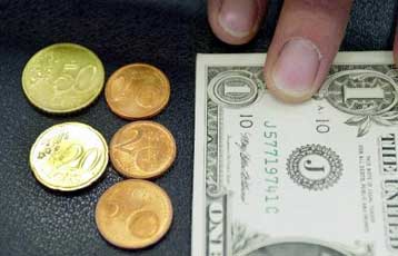 Το ευρώ σημείωσε ένα ακόμα ρεκόρ, στα 1,4547 δολάρια