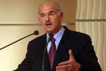 Να ανοίξει τα χαρτιά της στο Ασφαλιστικό καλεί την κυβέρνηση ο Γ.Παπανδρέου