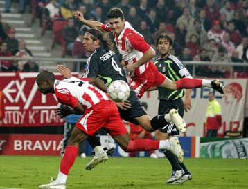 Πολύτιμη ισοπαλία του Ολυμπιακού με τη Ρεάλ, νίκη της Λάτσιο επί της Βέρντερ