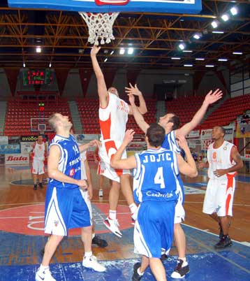 Πήρε την πρόκριση η Ολυμπιάδα υπερκαλύπτοντας της διαφορά από την Σπαρτάκ Πλέβεν