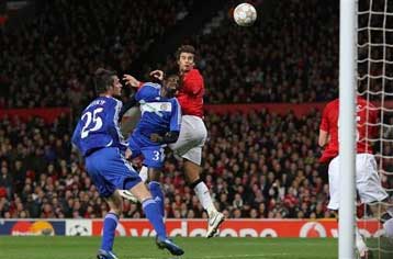 Στους «16» Αρσεναλ και Μάντσεστερ Γ., βήμα μπροστά και από Μπαρτσελόνα