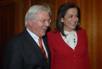 Το ζήτημα της ονομασίας της ΠΓΔΜ στο επίκεντρο σύσκεψης στο Μαξίμου