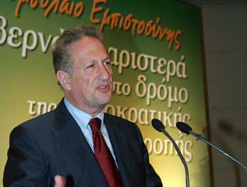 «Πρέπει ν αλλάξουμε, αν θέλουμε ν αλλάξουμε την Ελλάδα» δηλώνει ο Κ.Σκανδαλίδης