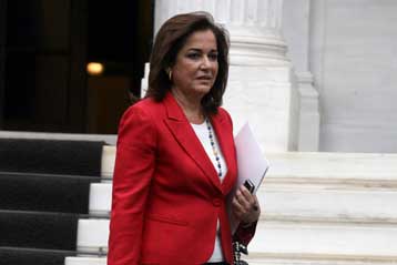 To θέμα της ΠΓΔΜ δεν οδηγεί σε πρόωρες εκλογές, δηλώνει η Ντ.Μπακογιάννη