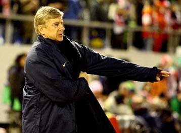 Ο Βενγκέρ δεν θέλει να αναλάβει την εθνική Αγγλίας