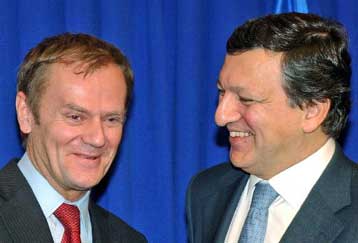 Διαβεβαιώσεις Τουσκ σε Μπαρόζο για φιλο-ευρωπαϊκή πολιτική της Πολωνίας