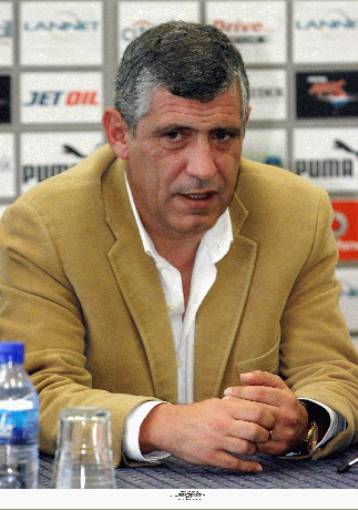 Θέλω να διεκδικούμε την πρώτη θέση, τονίζει ο Φερνάντο Σάντος