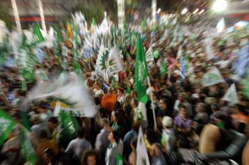 Με ομιλίες «εντός έδρας» κλείνει η προεκλογική δραστηριότητα στο ΠΑΣΟΚ