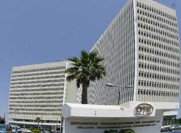 Δημόσια πρόταση για την εξαγορά του 33% της Cosmote καταθέτει ο ΟΤΕ