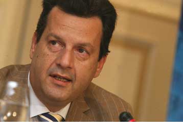 Ποινική δίωξη από την εισαγγελέα Πρωτοδικών κατά του προέδρου της ΕΡΤ Χρ.Παναγόπουλου