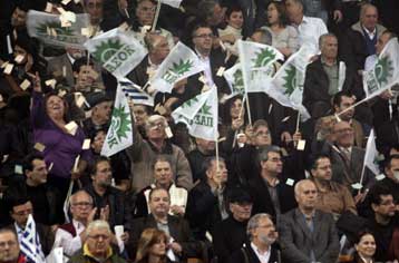 «Μάχη» για την προεδρία του ΠΑΣΟΚ έως την ώρα της κάλπης