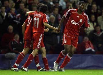 Πέντε «σφυριές» στη Ντέρμπι, έφυγε η… ψυχή της Λίβερπουλ