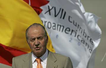 Να μπει τέλος στον «καβγά» Χουάν Κάρλος-Τσάβες επιθυμεί η Ισπανία