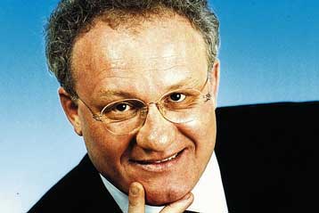 Θεσμικά να αντιμετωπιστεί η επιβολή ποινής προεξόφλησης στα δάνεια σταθερού επιτοκίου