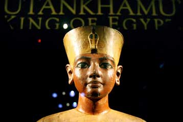 Οι θησαυροί του Φαραώ Τουταγχαμών επιστρέφουν στο Λονδίνο