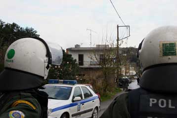 Και η Αντιτρομοκρατική στα Ζωνιανά για έρευνες σχετικά με όπλα και εκρηκτικά