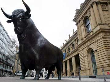 Μεγάλα κέρδη στα ευρωπαϊκά χρηματιστήρια με «οδηγό» τις τράπεζες