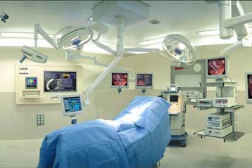 Γιατρός «μαϊμού» χειρουργούσε για χρόνια στο Ιπποκράτειο