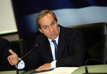 Προϋπολογισμό χωρίς εκπλήξεις και αποκλίσεις υπόσχεται ο Γ.Αλογοσκούφης