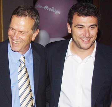 Προσωπική βοήθεια υποσχέθηκε ο Ιωαννίδης σε Ρέμο και Ξανθόπουλο