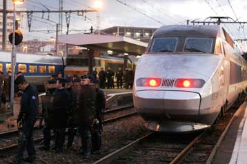 Κυκλοφοριακό έμφραγμα σε Γαλλία και Γερμανία από τις απεργίες στα μέσα μεταφοράς