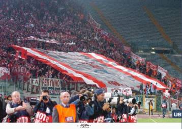 Eκστρατεία στην Ρώμη από τους οπαδούς του Ολυμπιακού