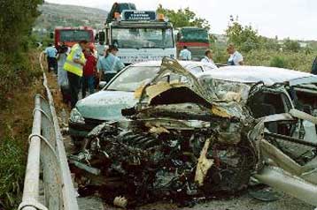 Τραγωδία με έξι νεκρούς στην εθνική οδό Πατρών-Κορίνθου