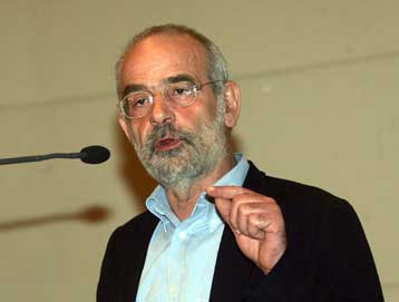 Για τα Ζωνιανά στο εδώλιο πρέπει να κάτσει το κράτος, όχι η Κρήτη, λέει ο Αλ.Αλαβάνος