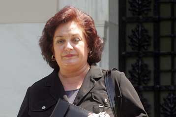 Στην αντεπίθεση η Μ.Γιαννάκου για το βιβλίο Ιστορίας της Στ Δημοτικού