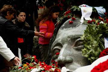 Με την καθιερωμένη πορεία κορυφώνονται οι εκδηλώσεις για το Πολυτεχνείο