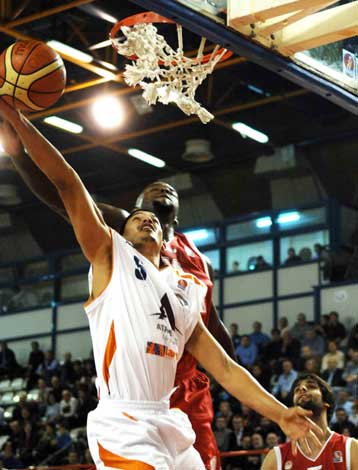 Σύμφωνα με τον Γκέρσον ήταν γραφτό να μπει το καλάθι του εορτάζοντα Μπουρούση