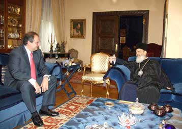 Δεν αποδίδει τα αναμενόμενα η θεραπεία του Αρχιεπισκόπου