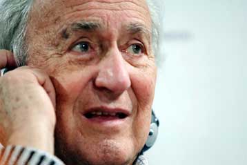 Σκληρή κριτική σε Μπους και Σαρκοζί άσκησε ο Γουίλιαμ Κλάιν από τη Θεσσαλονίκη