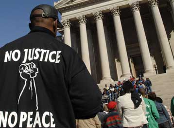 Περαιτέρω αύξηση των εγκλημάτων μίσους στις ΗΠΑ