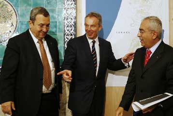 Μέτρα για την οικονομική ενίσχυση των Παλαιστινίων ανακοίνωσε ο Τόνι Μπλερ