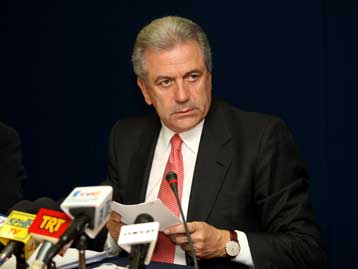 Αναδιαμόρφωση του μοντέλου αντιμετώπισης τοξικοεξάρτησης ανακοίνωσε ο Δ.Αβραμόπουλος