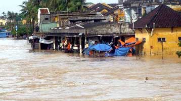 Δεκάδες νεκροί και χιλιάδες άστεγοι από τις πλημμύρες στην Παπούα Νέα Γουινέα