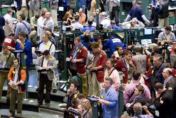 Μία ανάσα από τα 100 δολάρια η τιμή του πετρελαίου