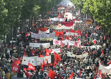 Λιγότερα από όσα είχε «τάξει» δίνει στα Ταμεία το υπουργείο Οικονομίας, λέει η ΓΣΕΕ