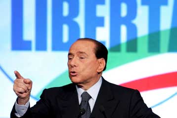 Μπερλουσκόνι και Βελτρόνι θα συναντηθούν για να συζητήσουν τον εκλογικό νόμο