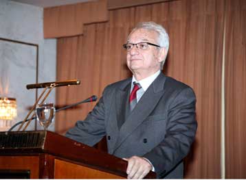 Η Αρχή Προστασίας Προσωπικών Δεδομένων θα εναρμονιστεί με το κράτος, λέει ο Σ.Χατζηγάκης