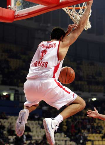 Ασυγκράτητοι Παναθηναϊκός και Ολυμπιακός, ο Αρης υποδέχεται την Ολύμπια Μιλάνο